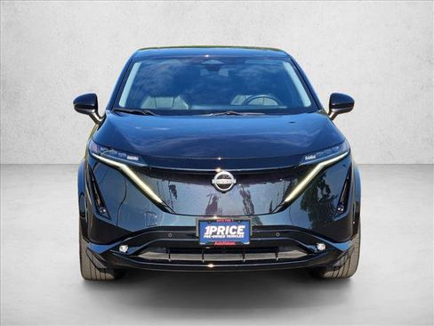 Used 2024 Nissan Ariya AWD image 2