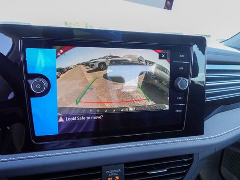 New 2025 Volkswagen Jetta SEL image 22