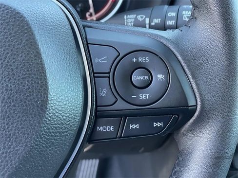 Used 2024 Toyota RAV4 XLE Premium image 10