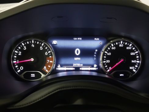 Used 2022 Jeep Renegade Altitude w/ Convenience Group AWD/4WD image 19