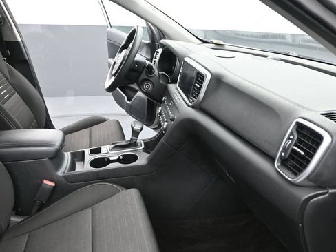Used 2021 Kia Sportage LX w/ LX AWD Popular Package image 33