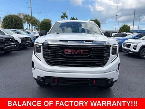 Used 2024 GMC Sierra 1500 AT4 w/ AT4 Preferred Package AWD/4WD image 2