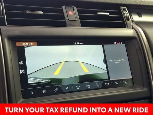 Used 2020 Land Rover Discovery Landmark image 23