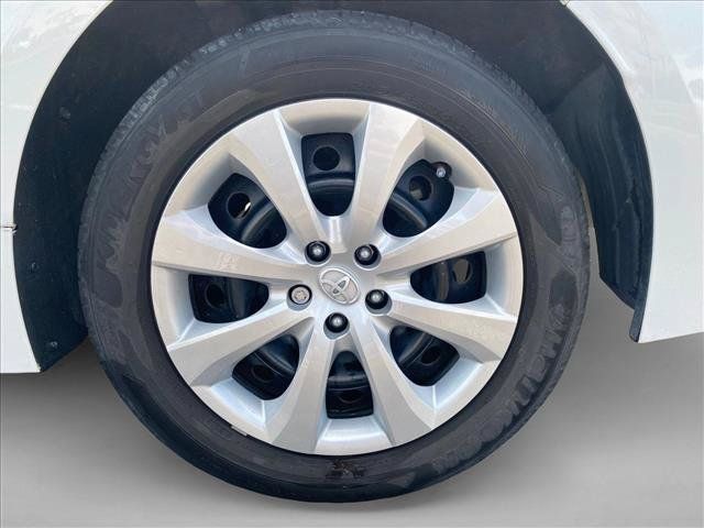 Used 2023 Toyota Corolla LE FWD image 15