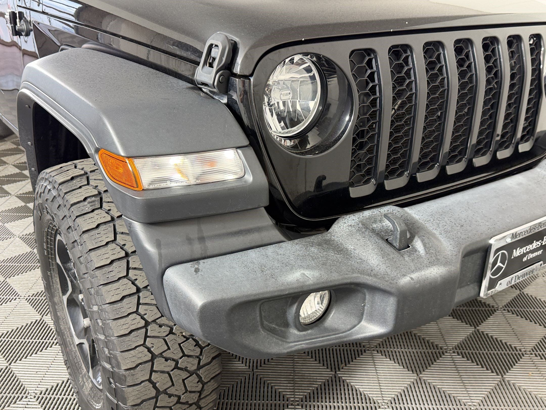 Used 2021 Jeep Gladiator Sport AWD/4WD image 12
