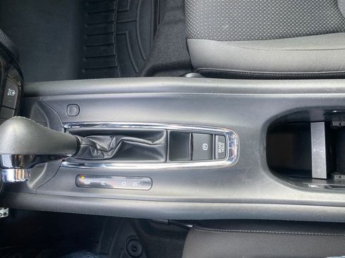 Used 2019 Honda HR-V Sport image 39