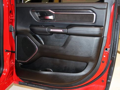 Used 2024 RAM 1500 Laramie image 65