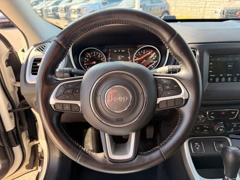 Used 2019 Jeep Compass Latitude w/ Safety & Security Group FWD image 14