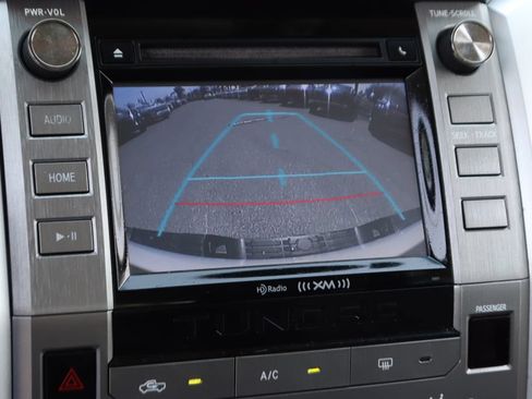 Used 2015 Toyota Tundra SR5 w/ SR5 Upgrade Package RWD image 29