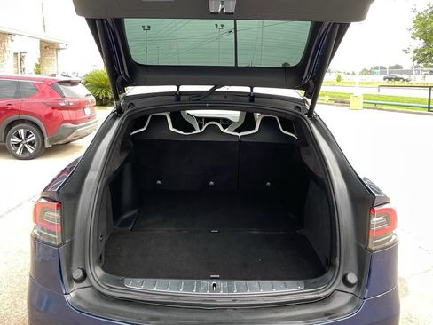 Used 2018 Tesla Model X 75D AWD/4WD image 11