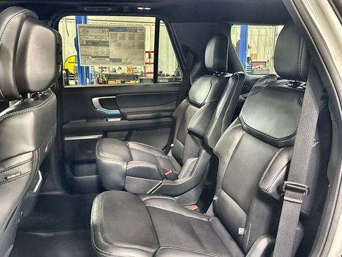 New 2026 Ford Expedition Platinum AWD/4WD image 25