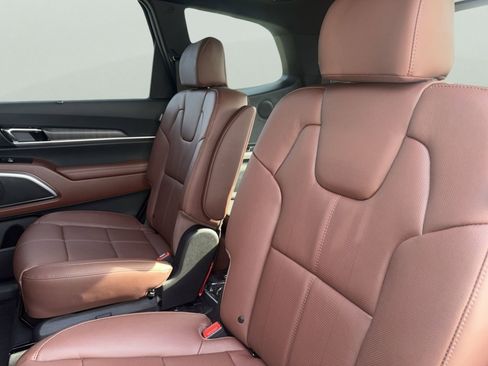 New 2025 Kia Telluride SX w/ SX Captain's Chair Package AWD/4WD image 28