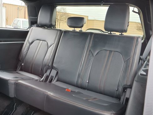 Certified 2023 Ford Expedition Platinum image 31