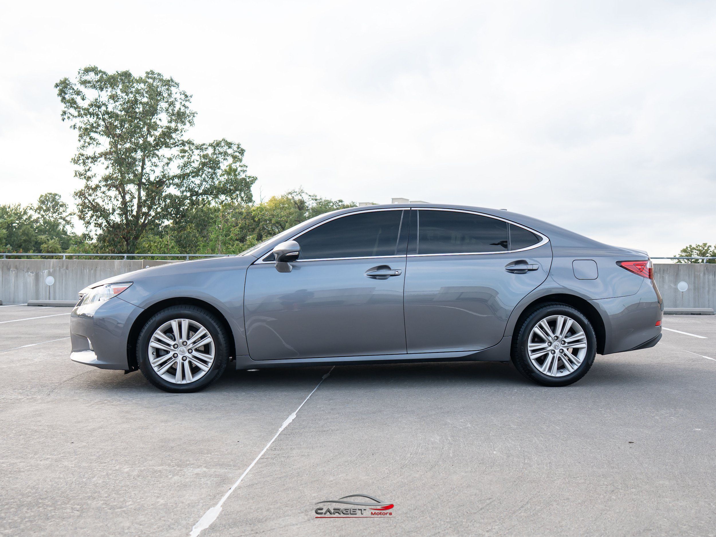 Used 2015 Lexus ES 350 w/ Premium Package FWD image 4