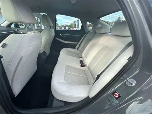 Certified 2023 Hyundai Sonata SEL image 13