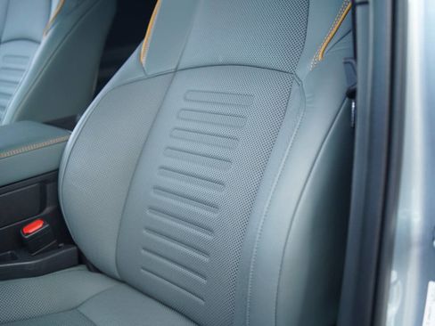 Used 2024 Toyota Tacoma Trailhunter HV 4x4 4dr Double image 32