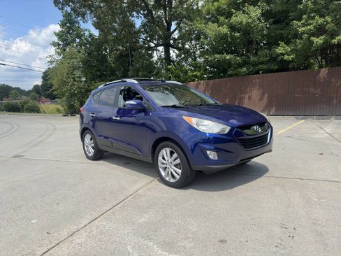 Used 2013 Hyundai Tucson Limited image 3