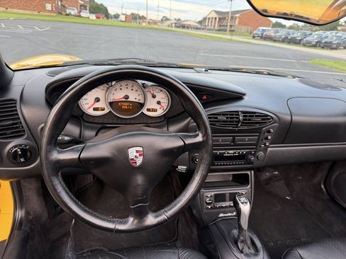 Used 2002 Porsche Boxster S RWD image 23
