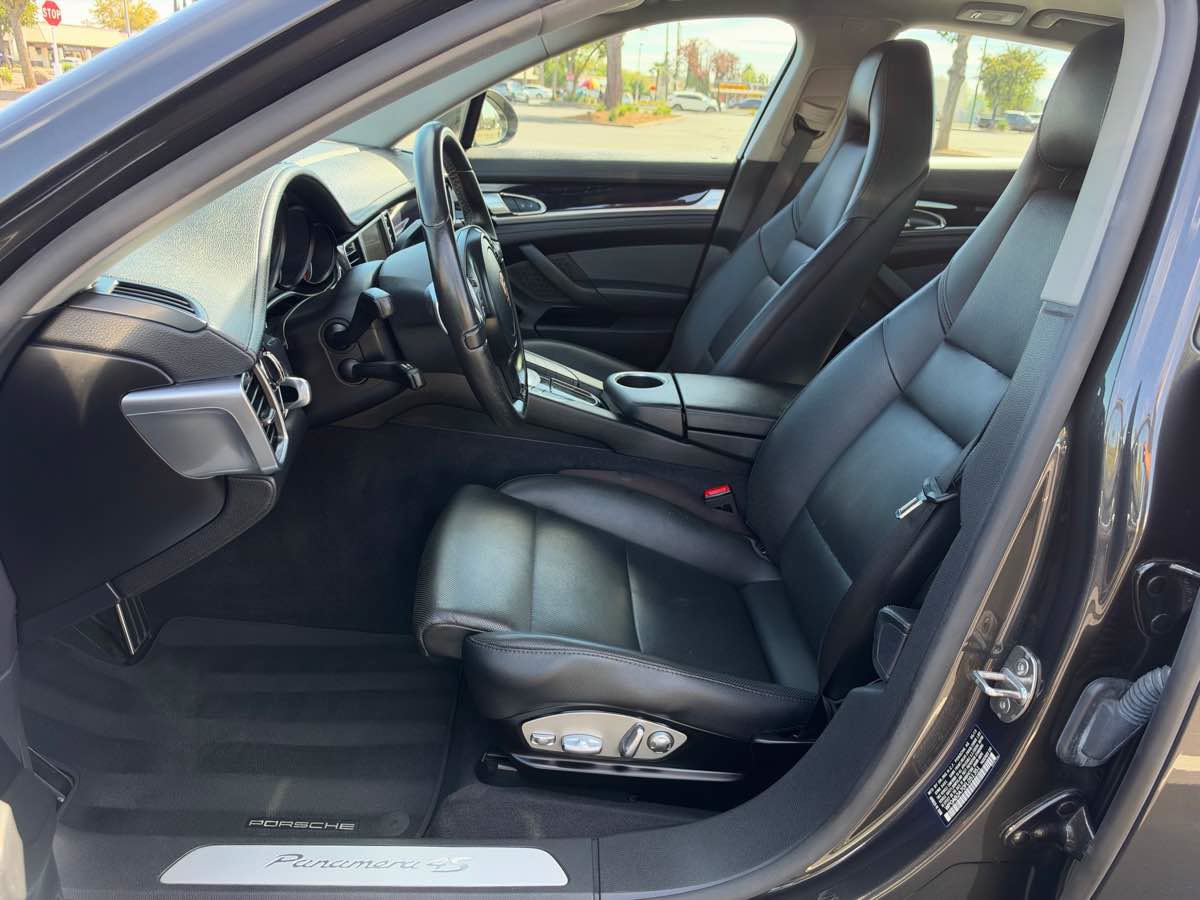 Used 2015 Porsche Panamera 4S AWD/4WD image 12
