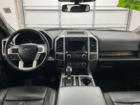 Used 2018 Ford F150 Lariat w/ Equipment Group 502A Luxury image 4