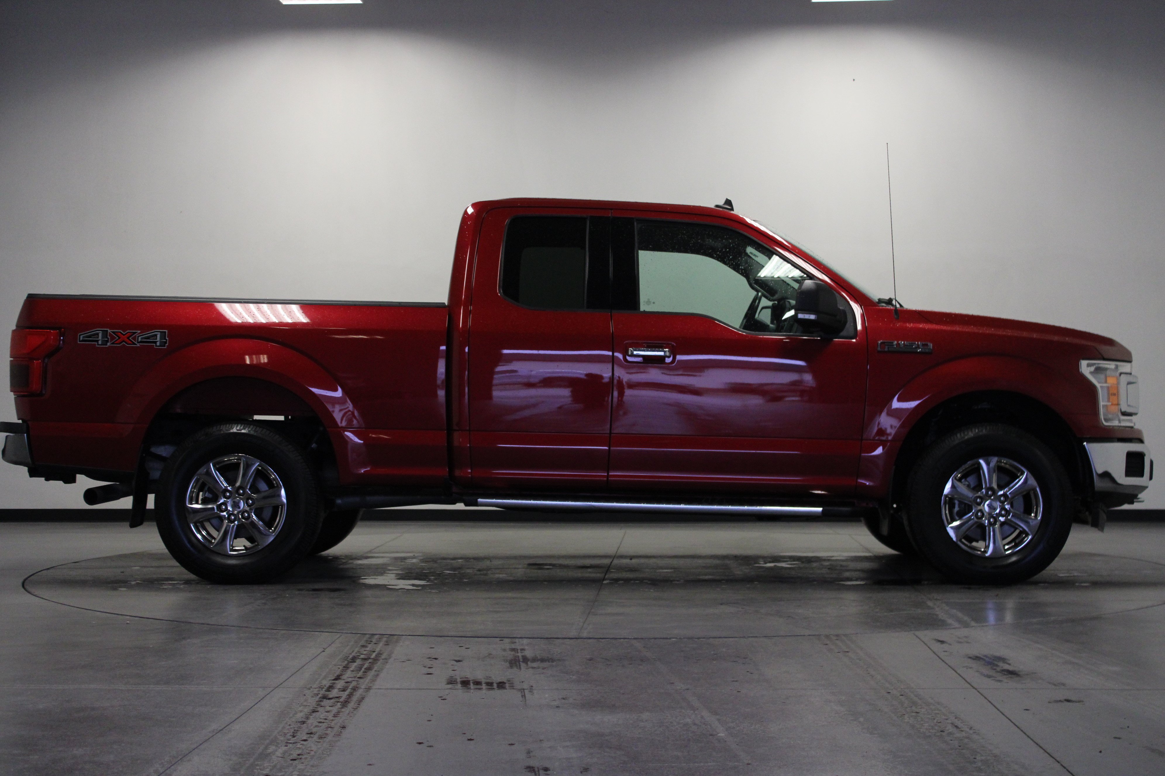 Used 2020 Ford F150 XLT w/ Equipment Group 302A Luxury AWD/4WD image 3
