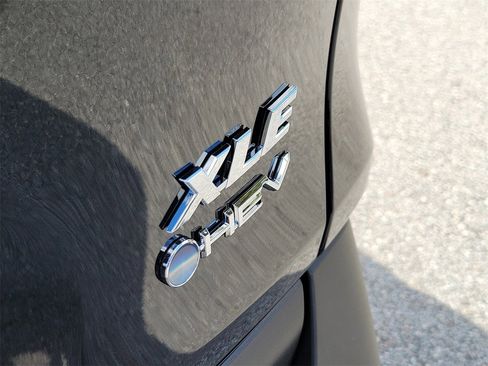 New 2025 Toyota RAV4 XLE image 7