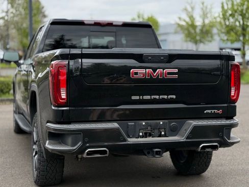 Used 2025 GMC Sierra 1500 AT4 w/ AT4 Premium Package image 3