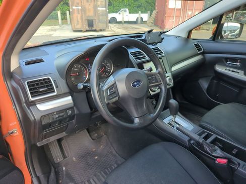 Used 2015 Subaru Crosstrek 2.0i Premium w/ Moonroof Package AWD/4WD image 8