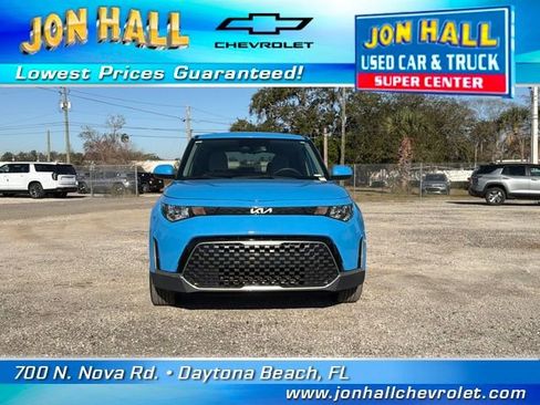 Used 2023 Kia Soul EX image 16