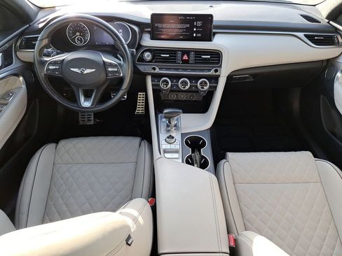 Used 2022 Genesis G70 3.3T image 15