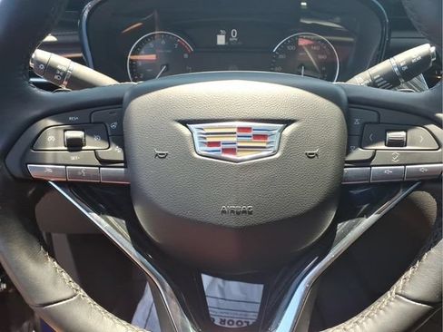 Used 2024 Cadillac XT6 Premium Luxury w/ LPO, Floor Liner Package AWD/4WD image 13