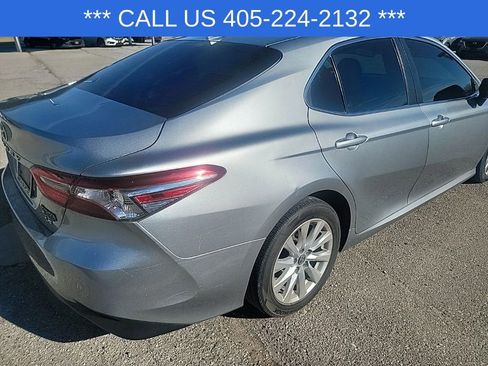 Used 2020 Toyota Camry LE image 13