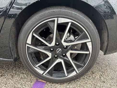 Used 2025 Nissan Sentra SR image 13