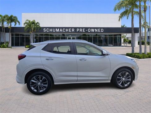 Certified 2022 Buick Encore GX Select w/ Sport Touring Package image 8