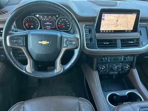 Used 2021 Chevrolet Suburban High Country w/ Premium Package AWD/4WD image 16