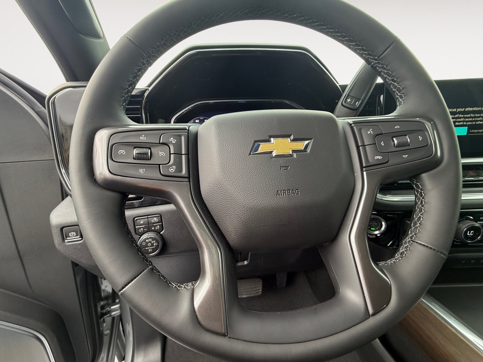New 2026 Chevrolet Silverado 3500 High Country w/ High Country Premium Package AWD/4WD image 12