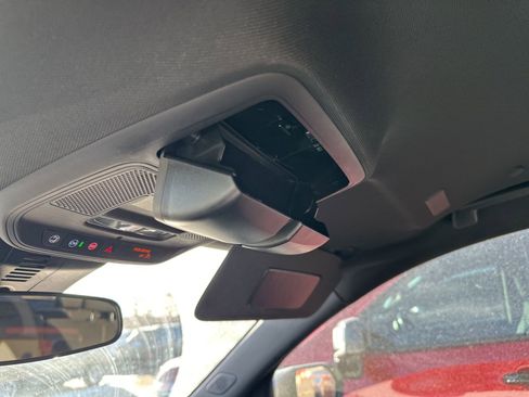 Used 2025 GMC Acadia Elevation image 54