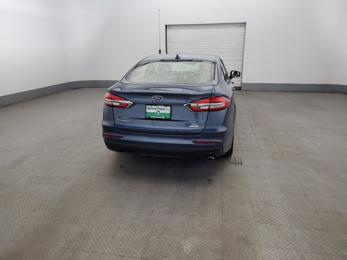 Used 2019 Ford Fusion SE FWD image 7