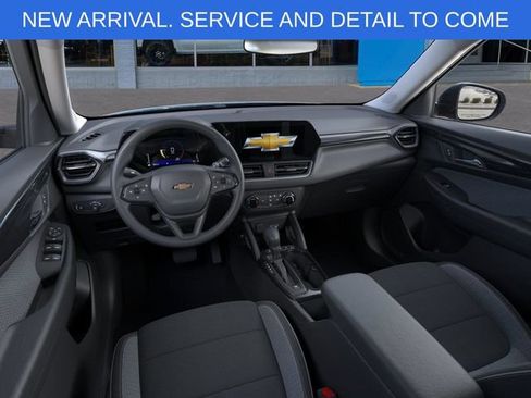 Used 2026 Chevrolet TrailBlazer LS w/ LS Convenience Package FWD image 15