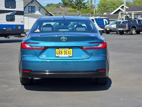 New 2026 Toyota Camry XLE FWD image 8