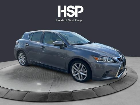 Used 2016 Lexus CT 200h w/ Navigation Package FWD image 7