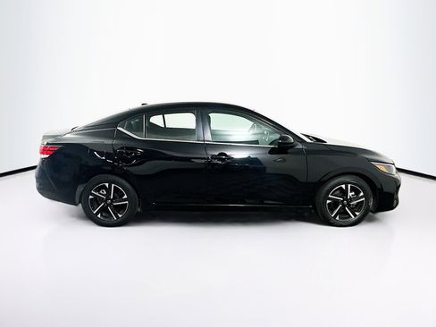 Used 2024 Nissan Sentra SV FWD image 10