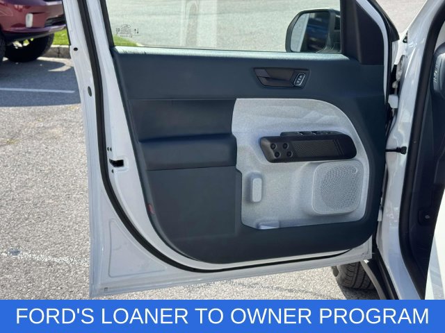 Used 2025 Ford Maverick XLT w/ XLT Luxury Package FWD image 14