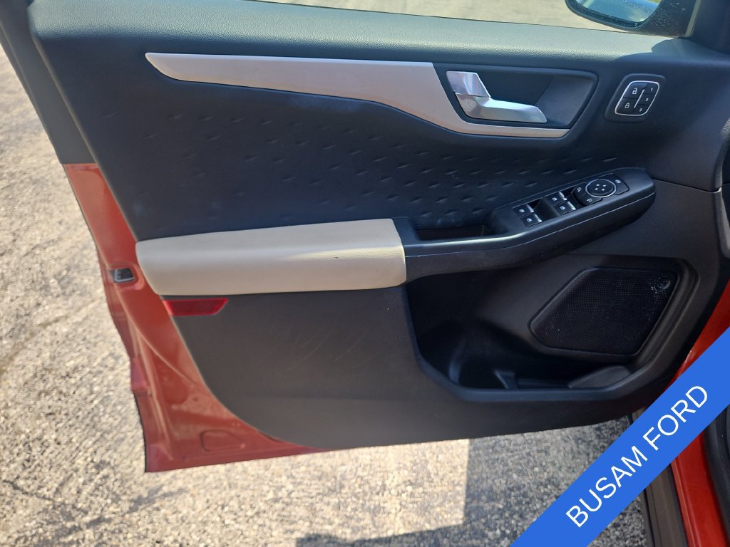 Used 2020 Ford Escape SEL AWD/4WD image 14