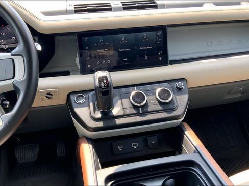 Used 2024 Land Rover Defender 110 S AWD/4WD image 6