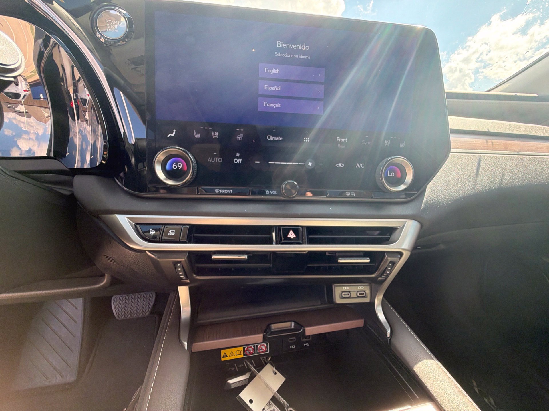 Used 2023 Lexus RX 350 FWD w/ Accessory Package (Z1) image 18