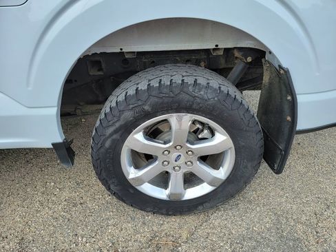 Used 2021 Ford F150 Lariat w/ Equipment Group 502A High image 11