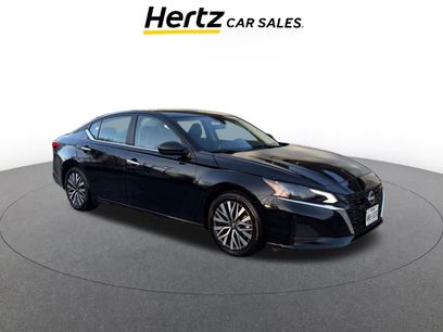 Used 2025 Nissan Altima 2.5 SV