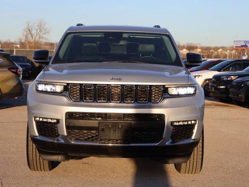 Used 2021 Jeep Grand Cherokee L Limited image 5