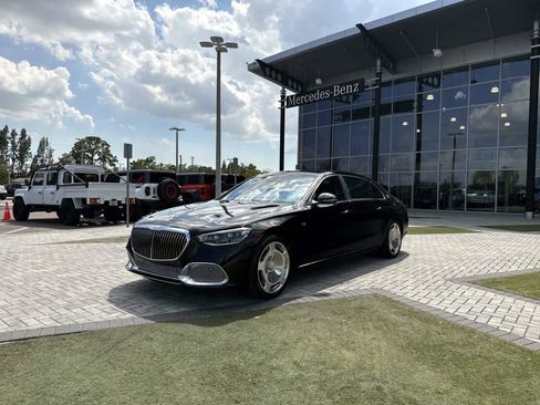 Certified 2024 Mercedes-Benz Maybach S 680 4MATIC image 2